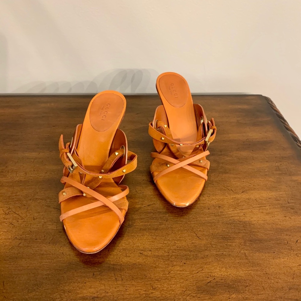 GUCCI - Orange/Rust color Suede & Leather -Studded High Heel Sandals